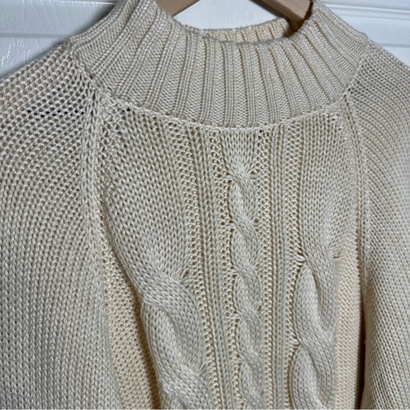 Elie Tahari Medium Wool Blend Cable Knit Sweater Relaxed Dolman Long Sleeve Norm - Picture 7 of 12